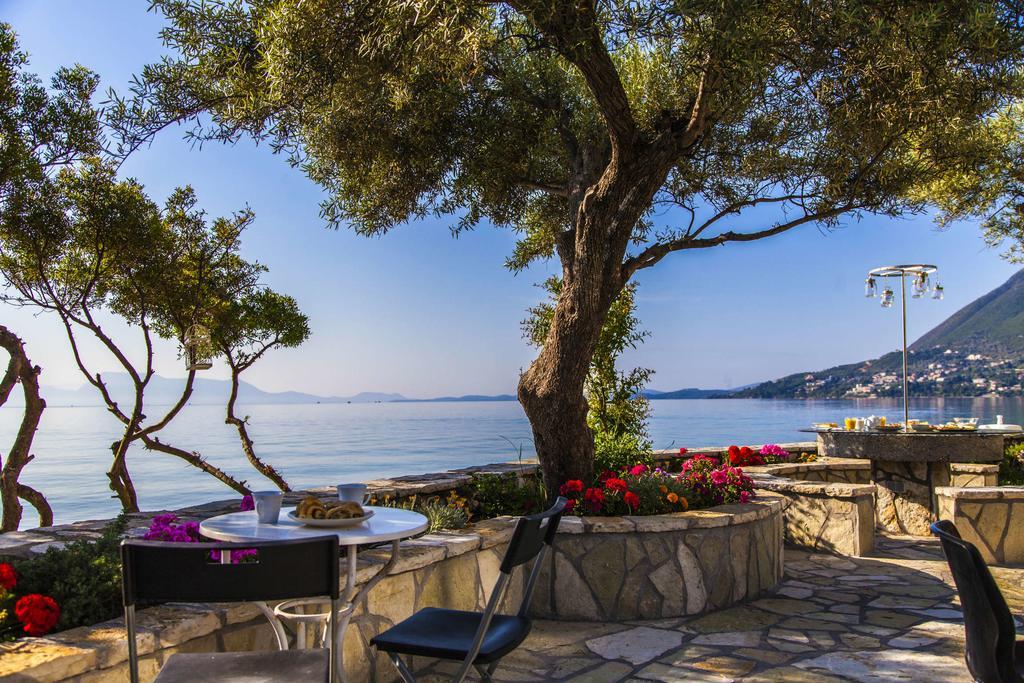 Agni Suites Nikiana Esterno foto