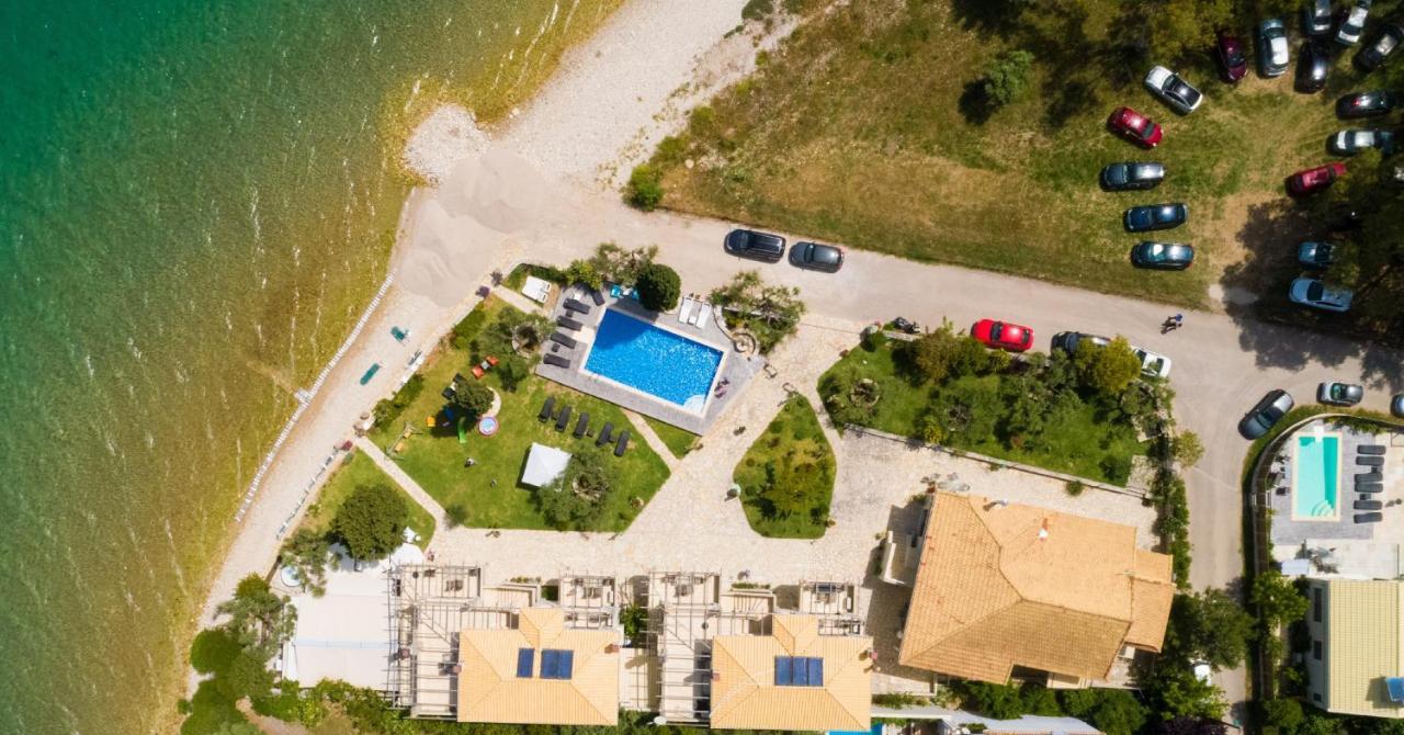 Agni Suites Nikiana Esterno foto